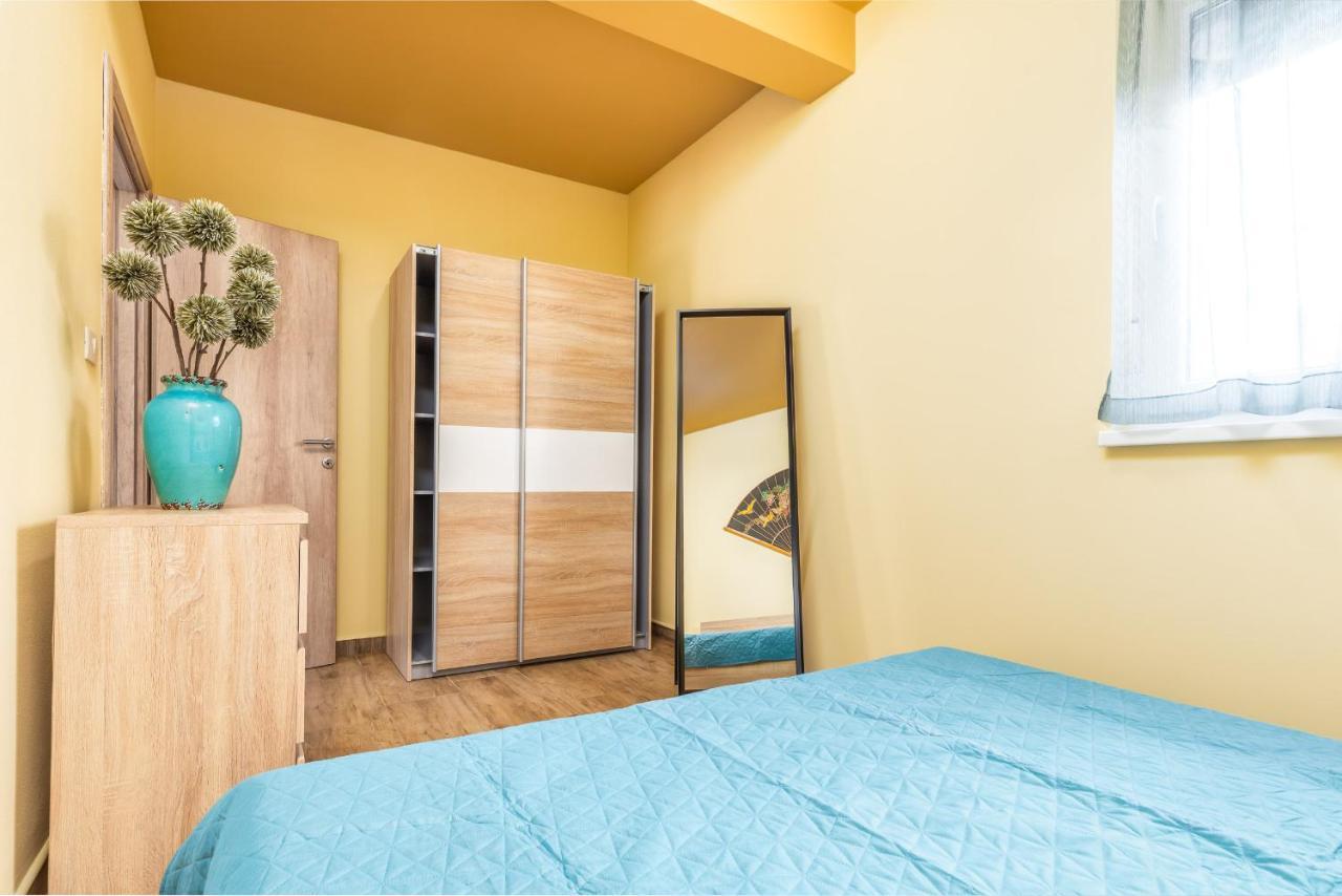 Apartmani Monte Пула Экстерьер фото