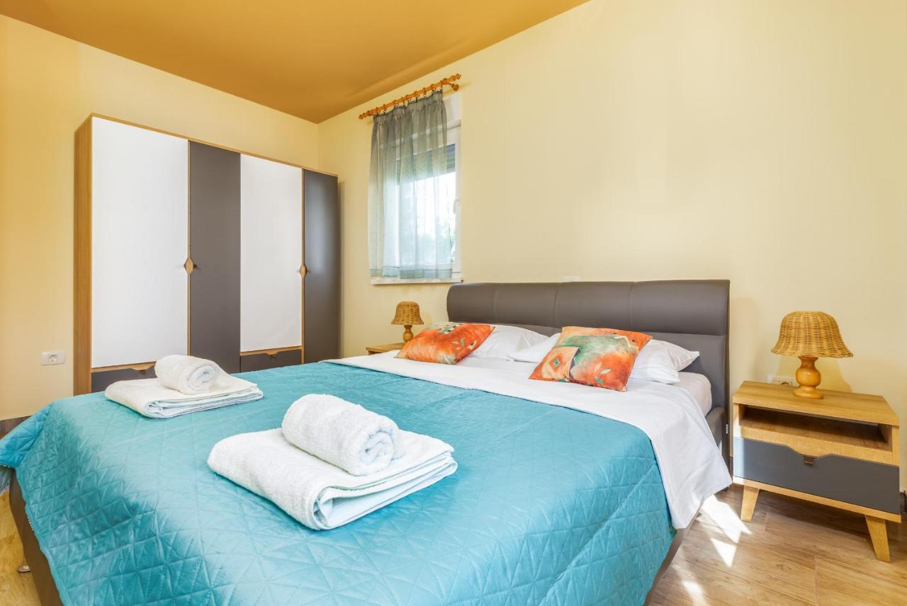 Apartmani Monte Пула Экстерьер фото